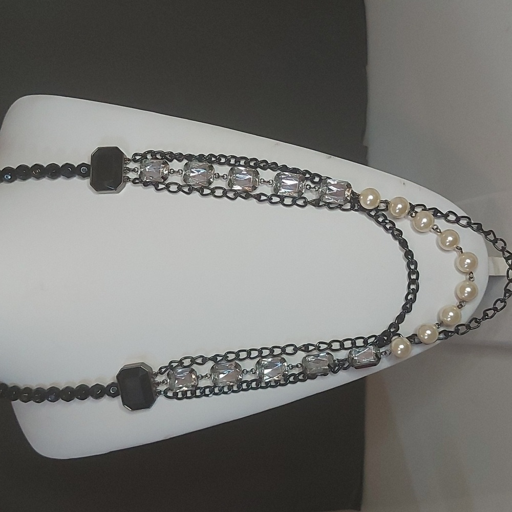 Vintage Avon Mixed Necklace - Picture 1 of 6